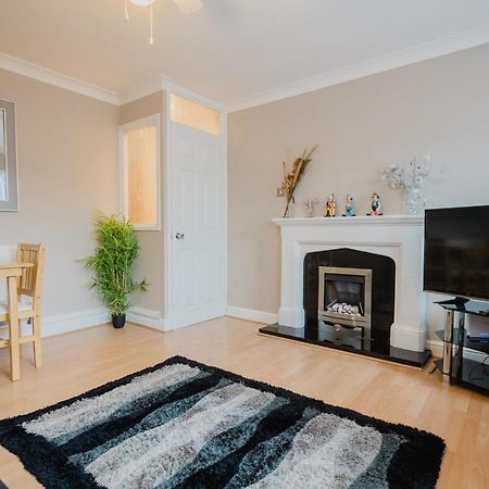 Hullidays - Hymers Apartment كينغستون أبون هول المظهر الخارجي الصورة