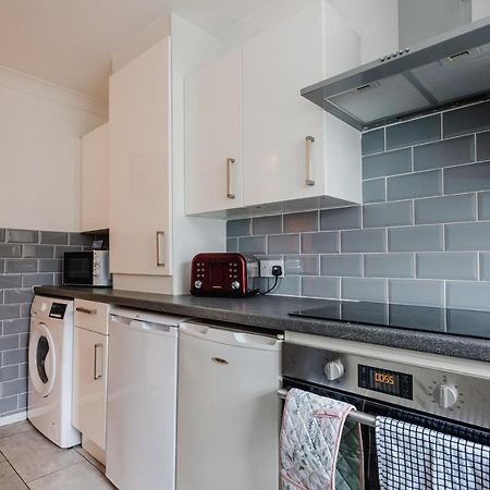 Hullidays - Hymers Apartment كينغستون أبون هول المظهر الخارجي الصورة